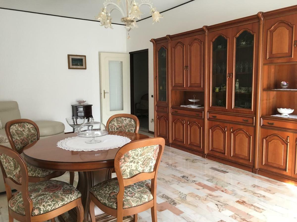 Flower'S Home Sorrento Bagian luar foto
